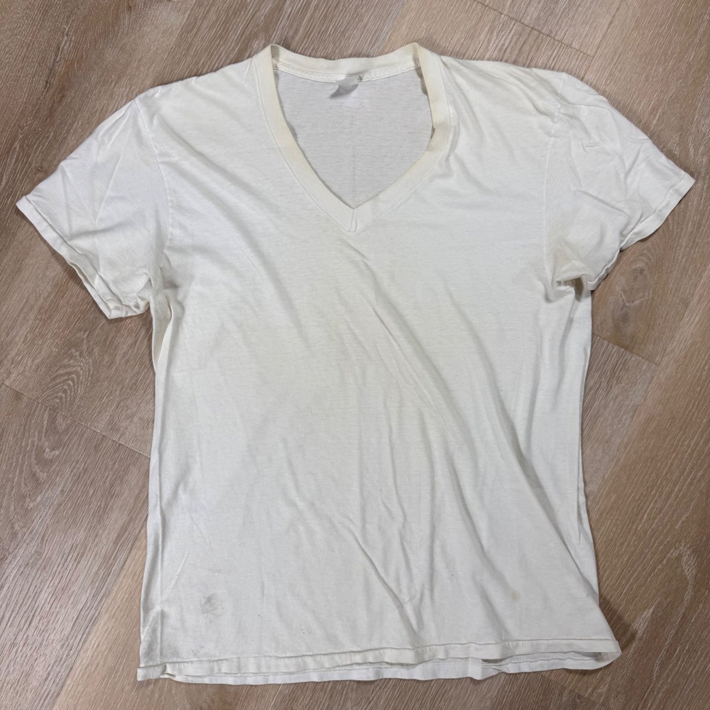JCPenney Vintage V-Neck T-Shirt White - Size L (44)